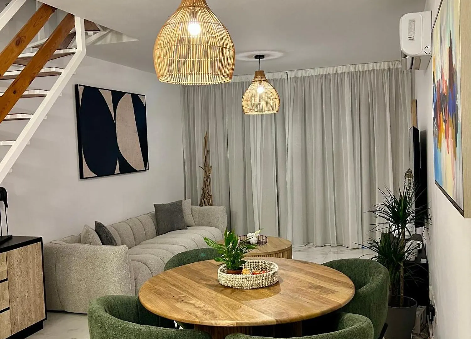 Fatcow Beach Apartment Ultra ラルナカ