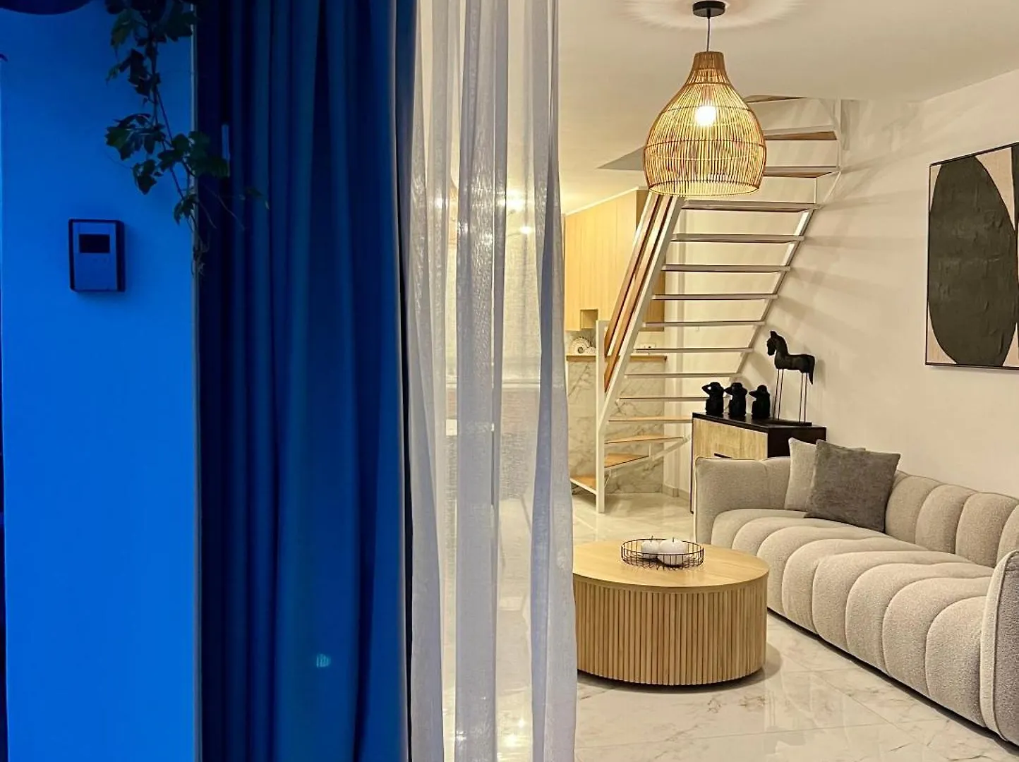Fatcow Beach Apartment Ultra ラルナカ