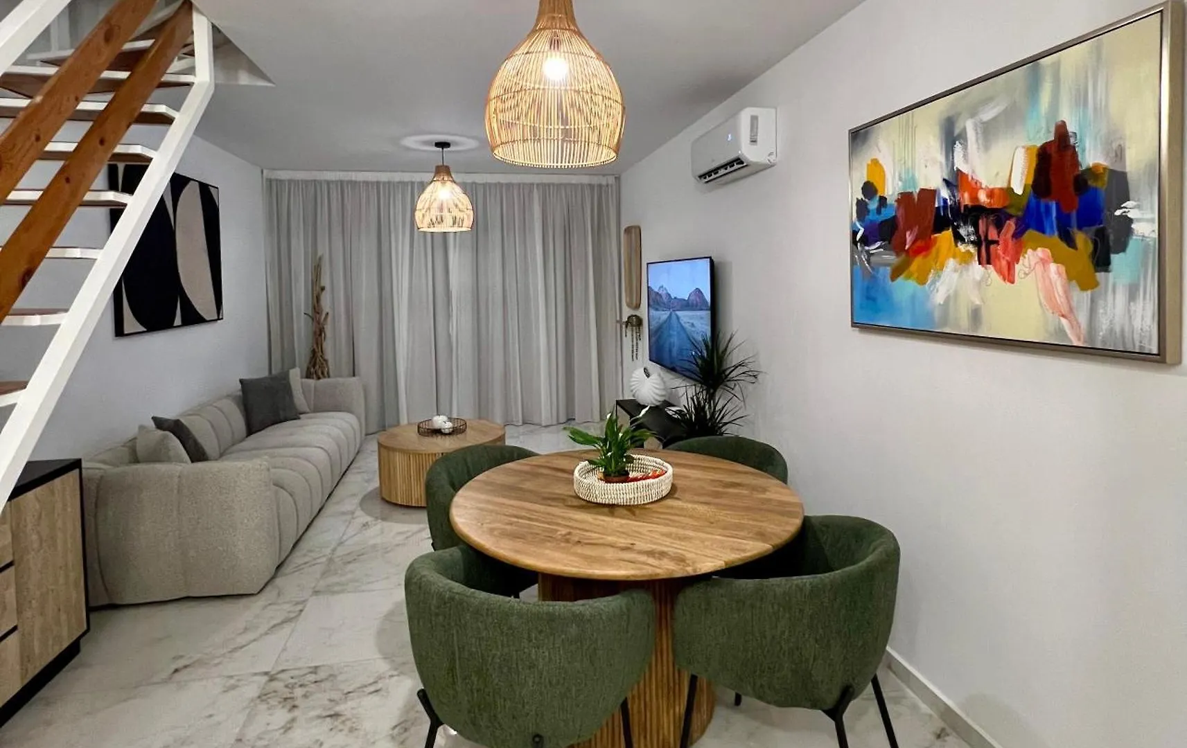 Fatcow Beach Apartment Ultra ラルナカ キプロス